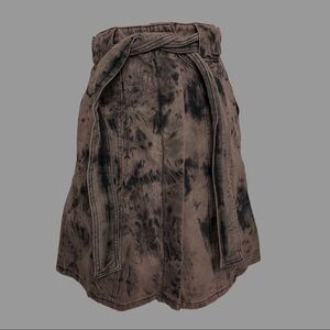 ❤️ S ❤️ NWT Anthro Skirt Porridge Mini Denim Tie Dye Belt Button Fly​